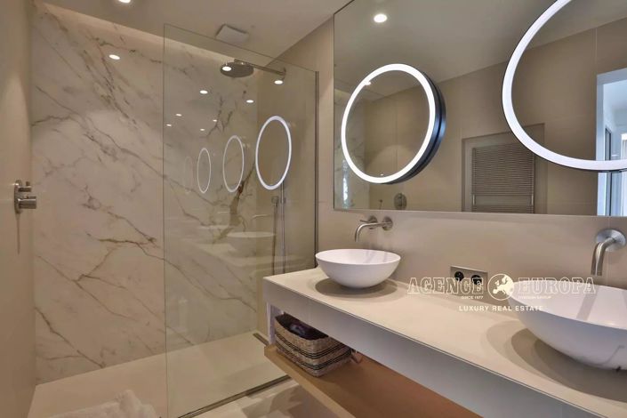 Image No.8-Appartement de 3 chambres à vendre à Cannes