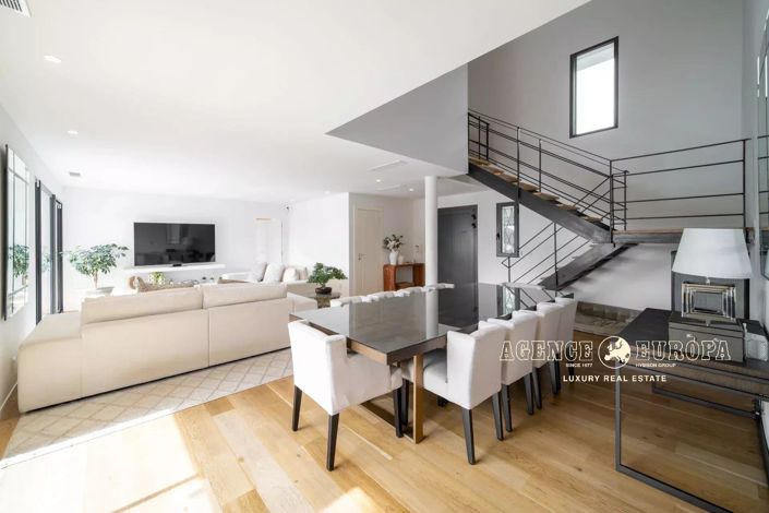 Image No.12-4 Bed House for sale