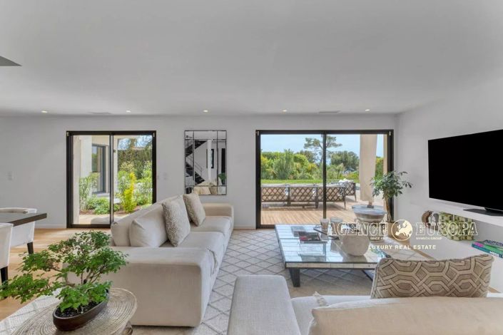 Image No.7-4 Bed House for sale