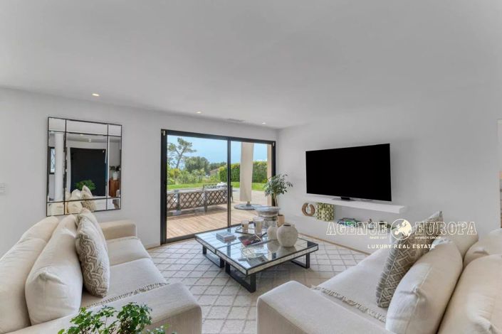 Image No.9-4 Bed House for sale