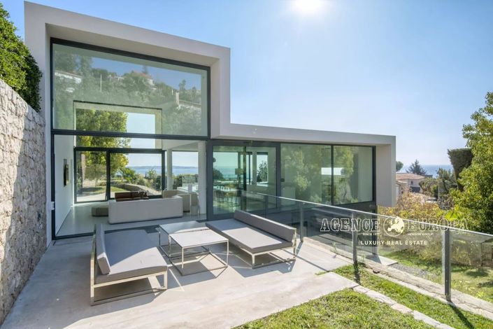 Image No.4-4 Bed House for sale