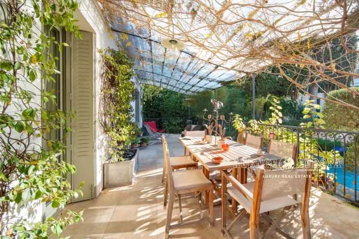 Image No.4-4 Bed House for sale