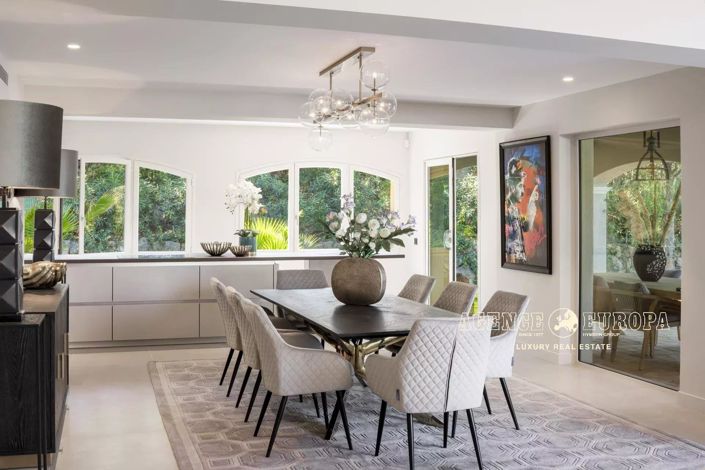 Image No.7-5 Bed House for sale