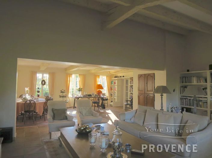 Image No.14-Maison de 11 chambres à vendre à Le Cannet-des-Maures