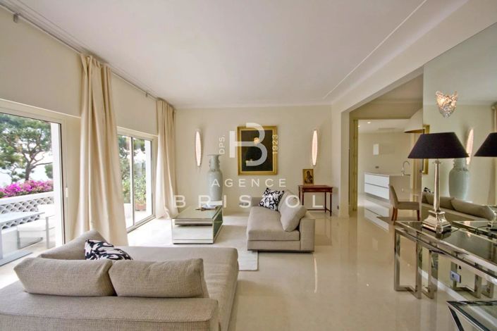 Image No.10-5 Bed House for sale