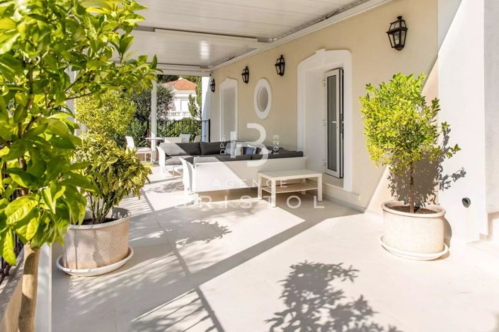 Image No.16-6 Bed House for sale