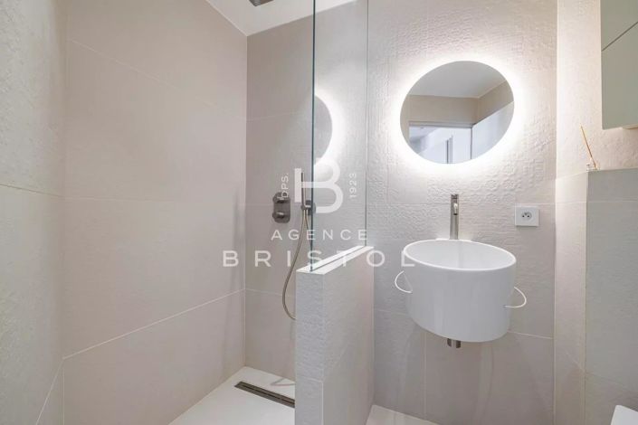 Image No.22-2 Bed Apartment for sale