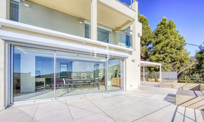 Image No.13-4 Bed House for sale