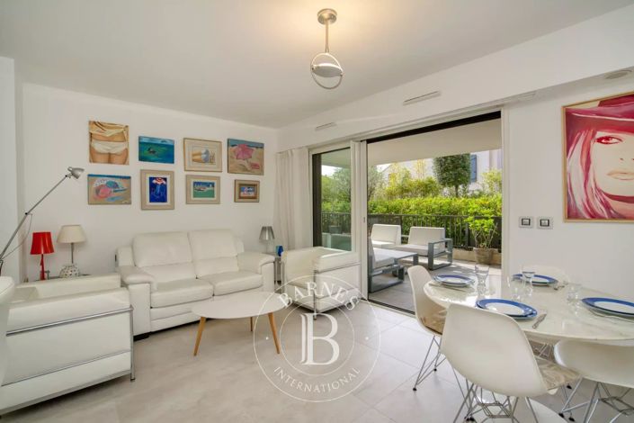 Image No.3-Appartement de 1 chambre à vendre à Saint-Tropez