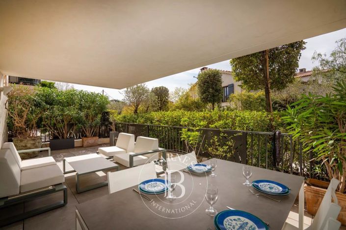 Image No.5-Appartement de 1 chambre à vendre à Saint-Tropez