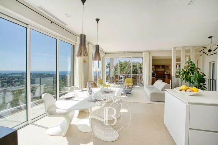 Image No.5-4 Bed House for sale