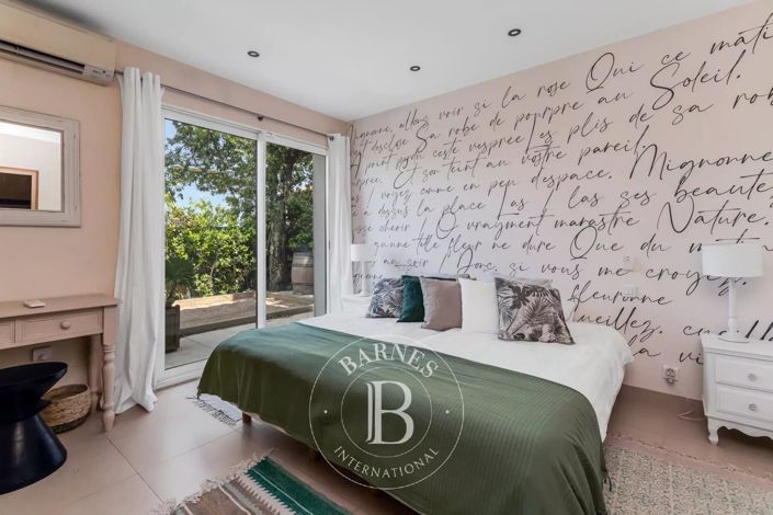 Image No.14-5 Bed House for sale