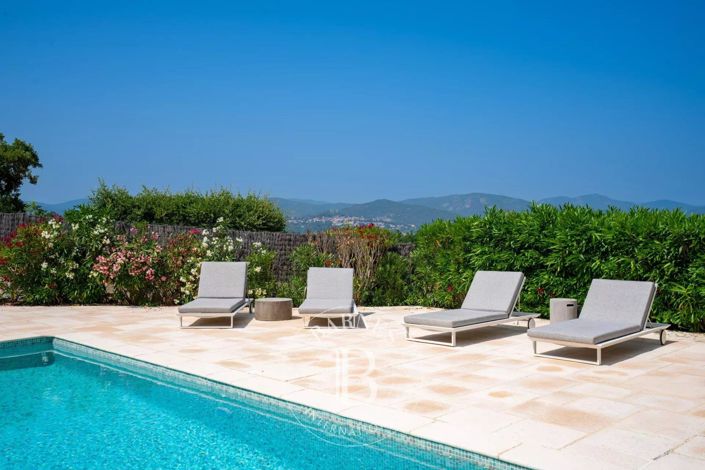 Image No.2-Maison de 5 chambres à vendre à Grimaud