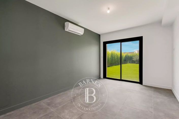 Image No.11-Maison de 4 chambres à vendre à Grimaud