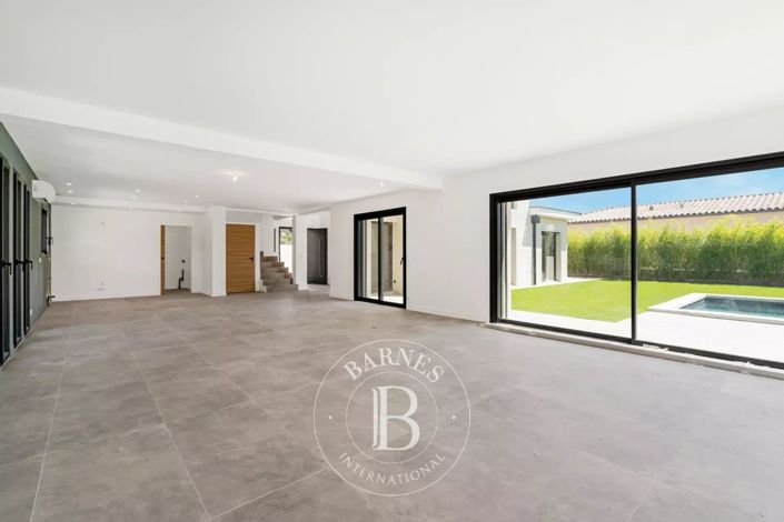 Image No.7-Maison de 4 chambres à vendre à Grimaud