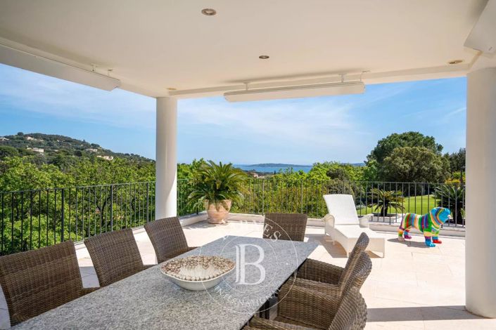 Image No.4-4 Bed House for sale