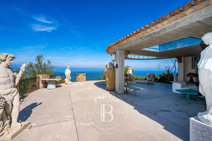 Image No.3-6 Bed House for sale