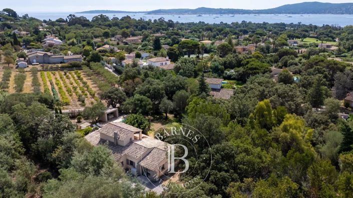 Image No.3-5 Bed House for sale