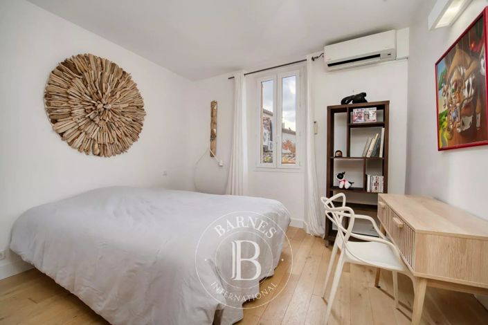 Image No.6-3 Bed House for sale