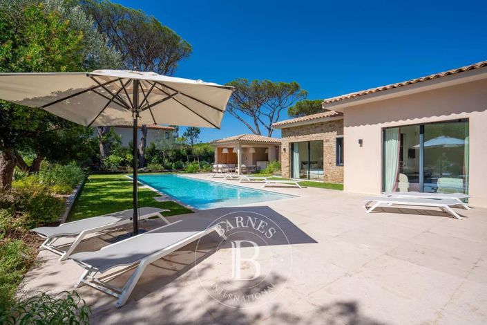 Image No.12-5 Bed House for sale