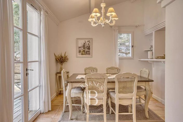 Image No.5-4 Bed House for sale