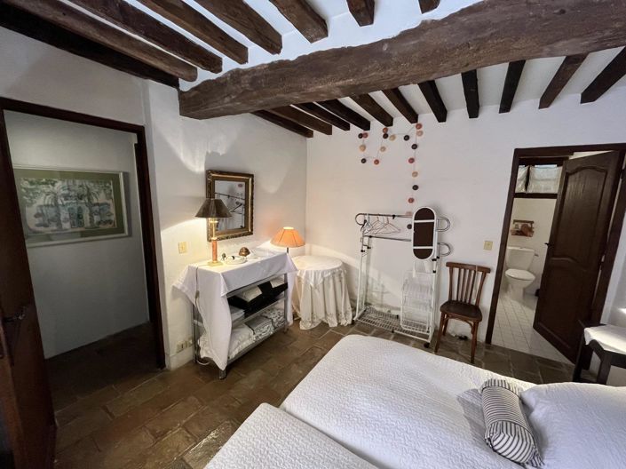 Image No.32-3 Bed House for sale