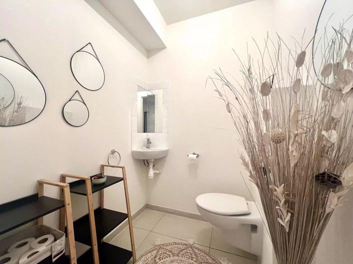 Image No.9-1 Bed Apartment for sale