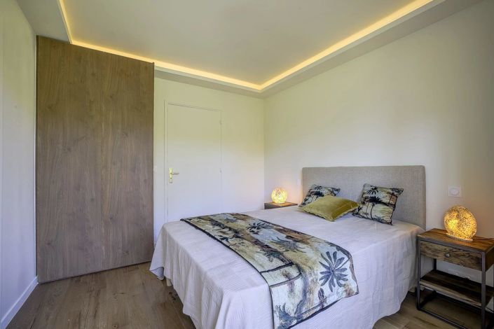 Image No.21-3 Bed Apartment for sale