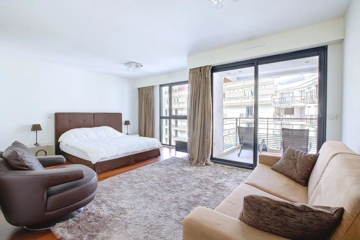 Image No.8-2 Bed Apartment for sale