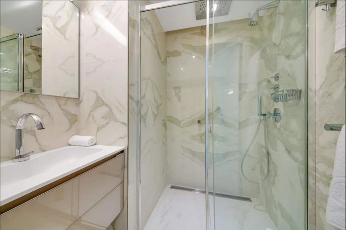 Image No.9-3 Bed Apartment for sale