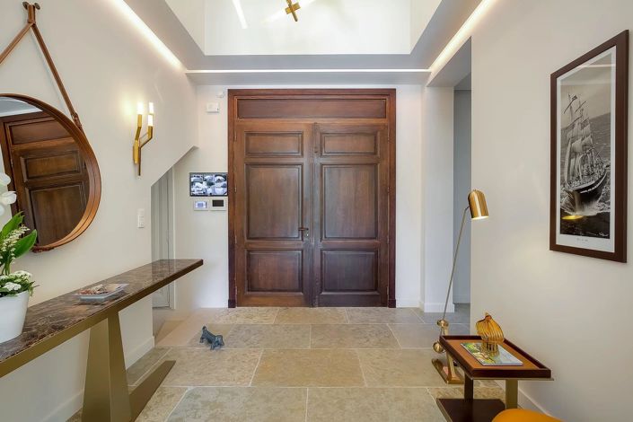 Image No.5-5 Bed House for sale