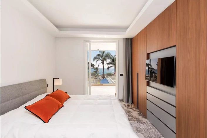 Image No.10-3 Bed Apartment for sale