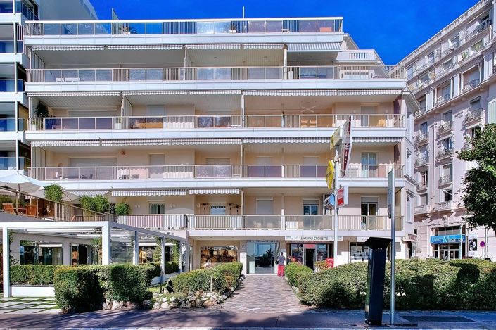 Image No.18-3 Bed Apartment for sale