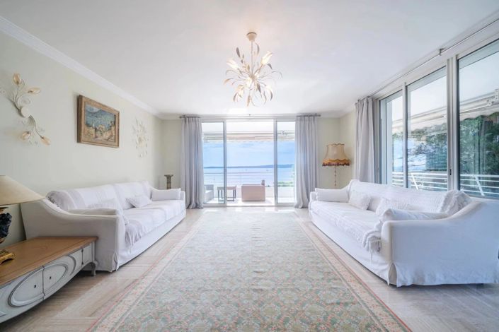 Image No.5-Appartement de 2 chambres à vendre à Cannes