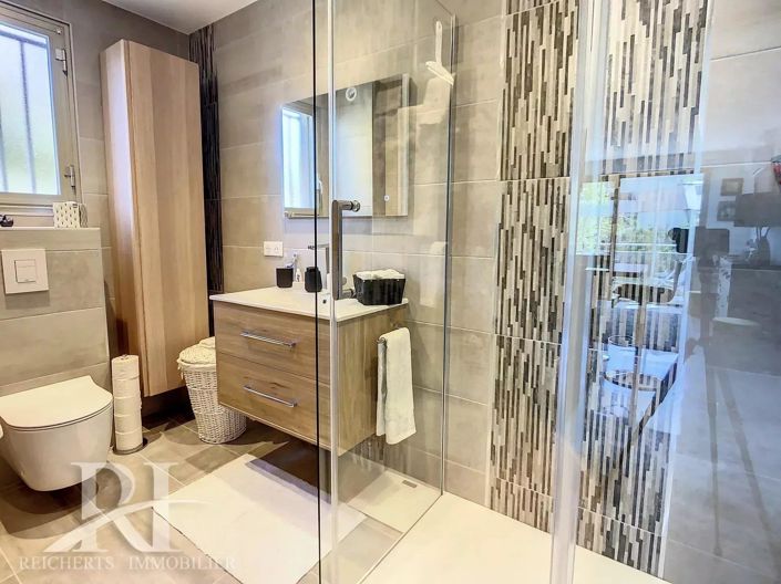 Image No.5-Apartment for sale