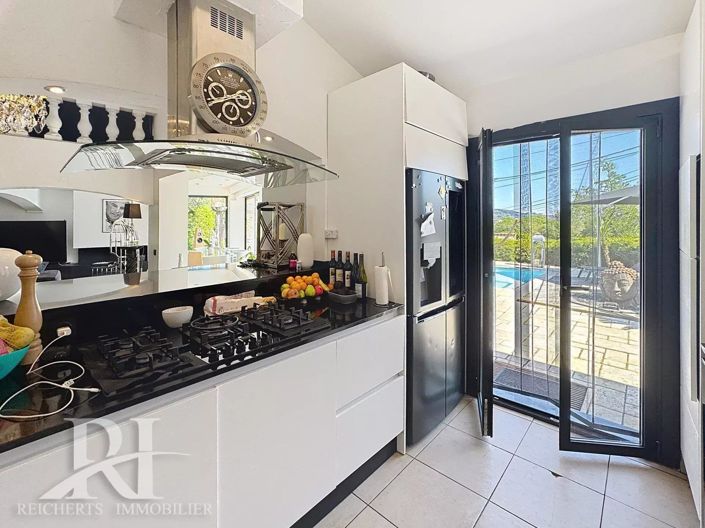 Image No.6-Maison de 3 chambres à vendre à Grasse