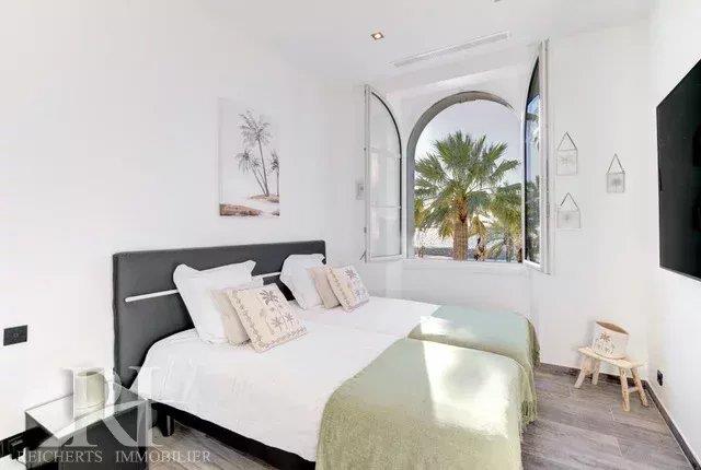 Image No.12-4 Bed Apartment for sale