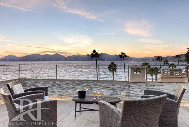 Image No.17-4 Bed Apartment for sale