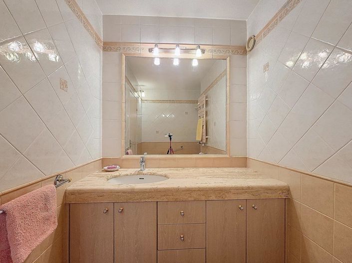 Image No.16-Apartment for sale