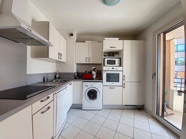 Image No.5-Appartement de 2 chambres à vendre à Cannes