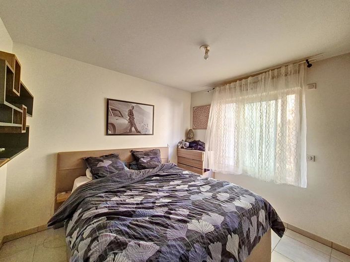 Image No.2-1 Bed Property for sale