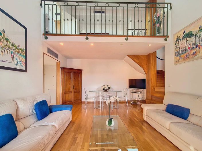 Image No.2-Appartement de 2 chambres à vendre à Cannes