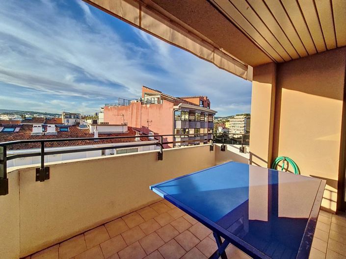 Image No.8-Appartement de 2 chambres à vendre à Cannes