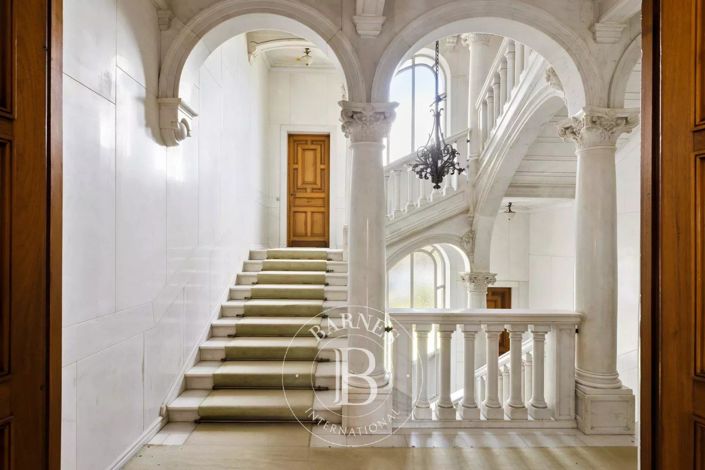 Image No.24-3 Bed Apartment for sale