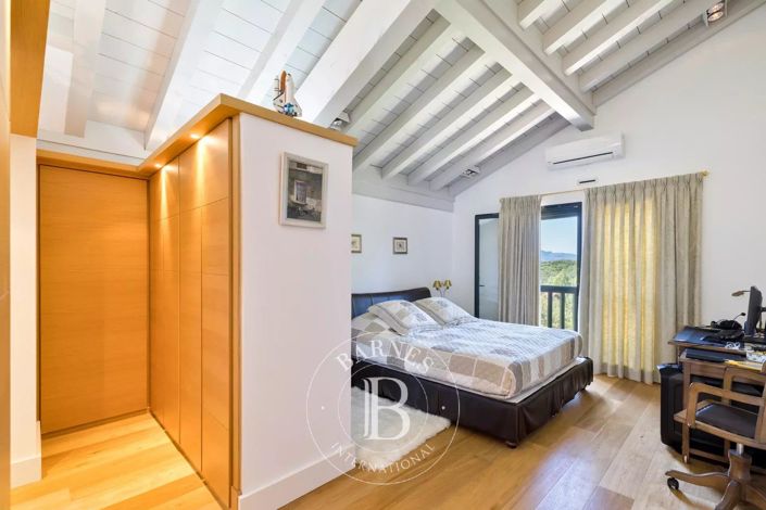 Image No.23-5 Bed House for sale