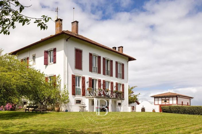 Image No.4-House for sale