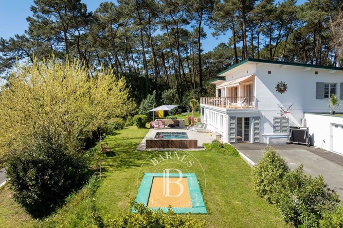 Image No.3-4 Bed House for sale