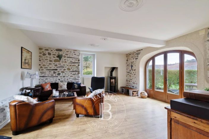 Image No.5-Maison de 8 chambres à vendre à Oloron-Sainte-Marie