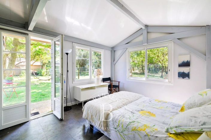 Image No.13-4 Bed House for sale