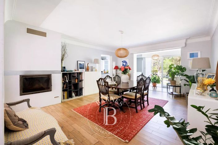 Image No.7-4 Bed House for sale